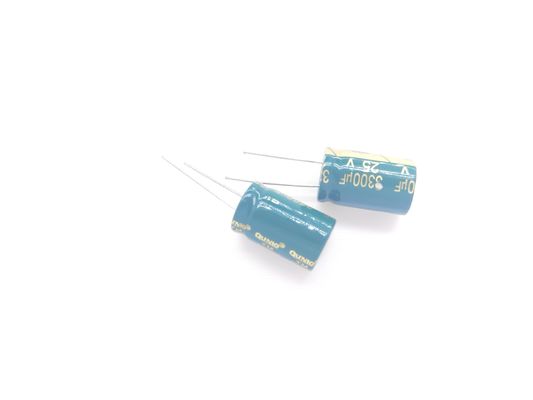 Frekans Polarize Alüminyum Elektrolitik Kondansör 0.1UF - 10000UF Sızıntı Akımı 0.01CV 3000H Hayat