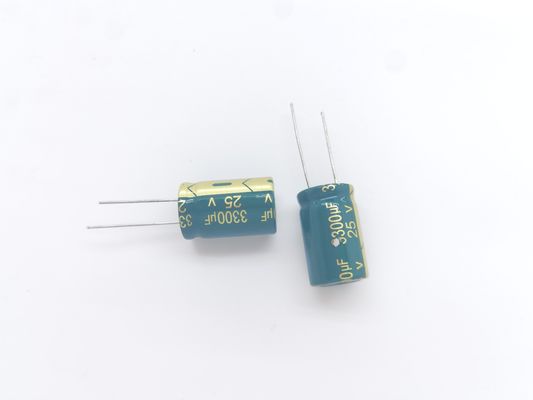 Frekans Kendini iyileştiren Alüminyum Elektrolitik Kondansatör 10V Belirli Voltaj -40.C 105.C Temperatör aralığı 2000 saat Hayat